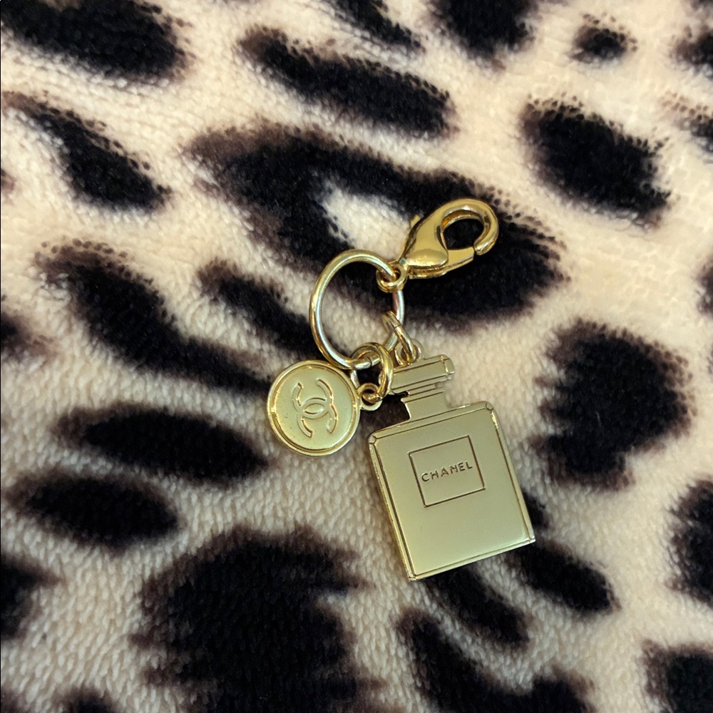 💛 Chanel Perfume Bottle Charm 💛
